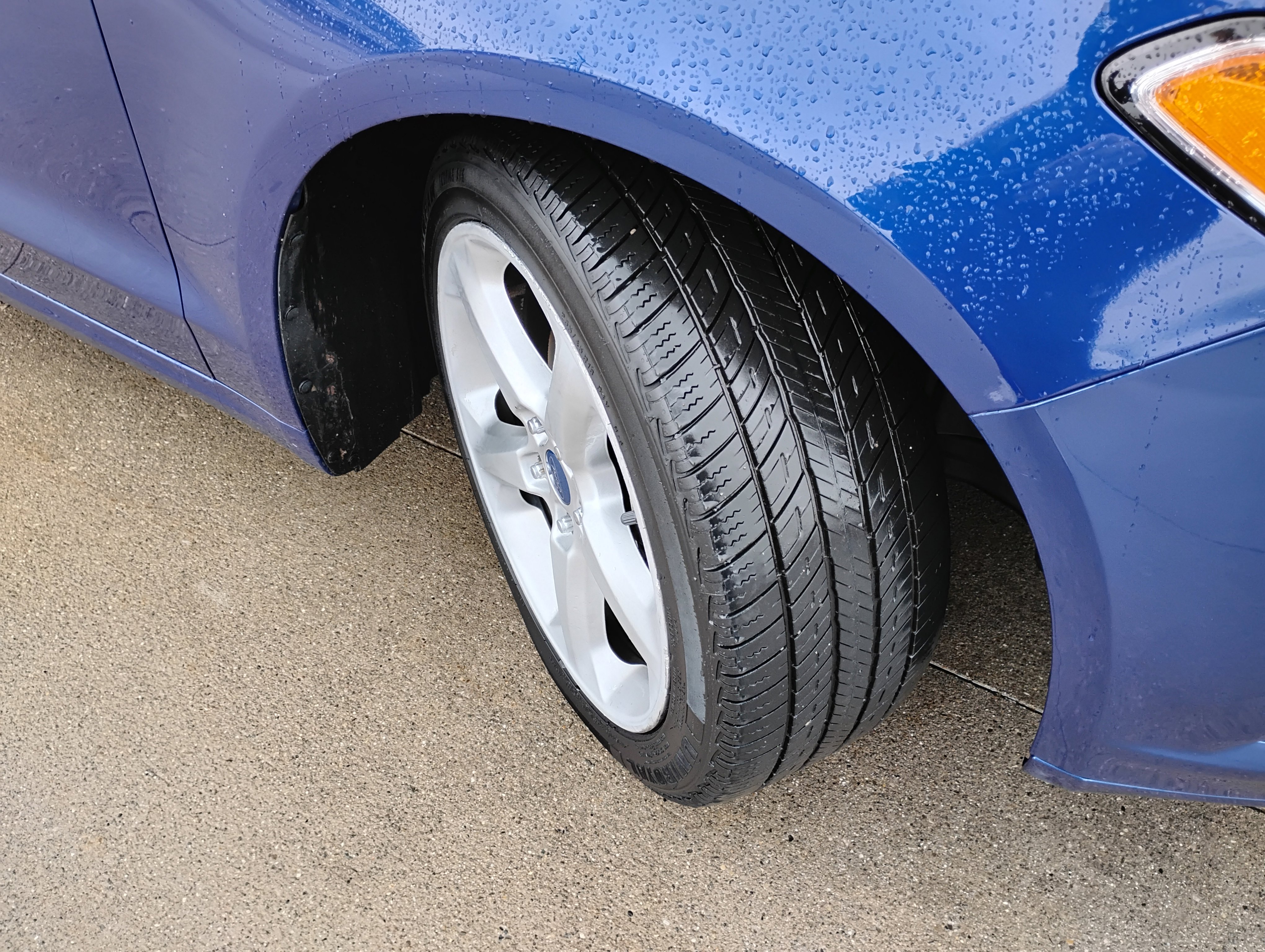 Used 2016 Ford Fusion SE image 27