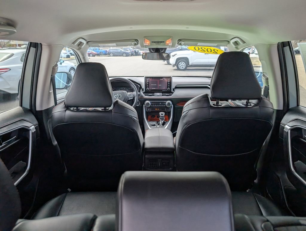Used 2020 Toyota RAV4 Adventure AWD/4WD image 13