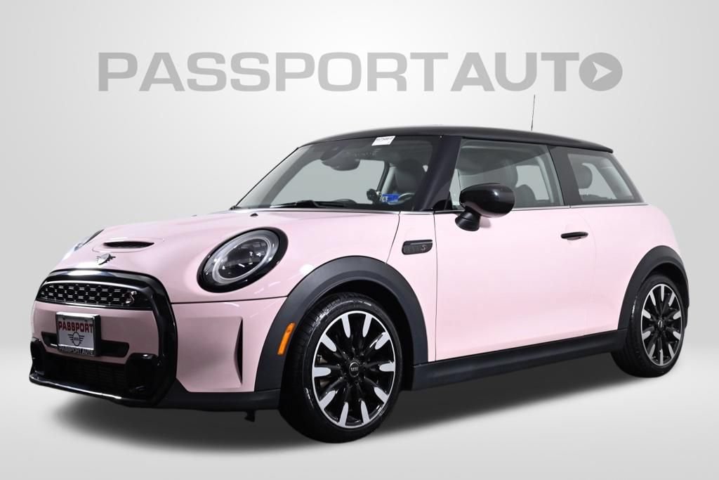 Used 2023 MINI Cooper S w/ Signature Upholstery Package FWD image 1