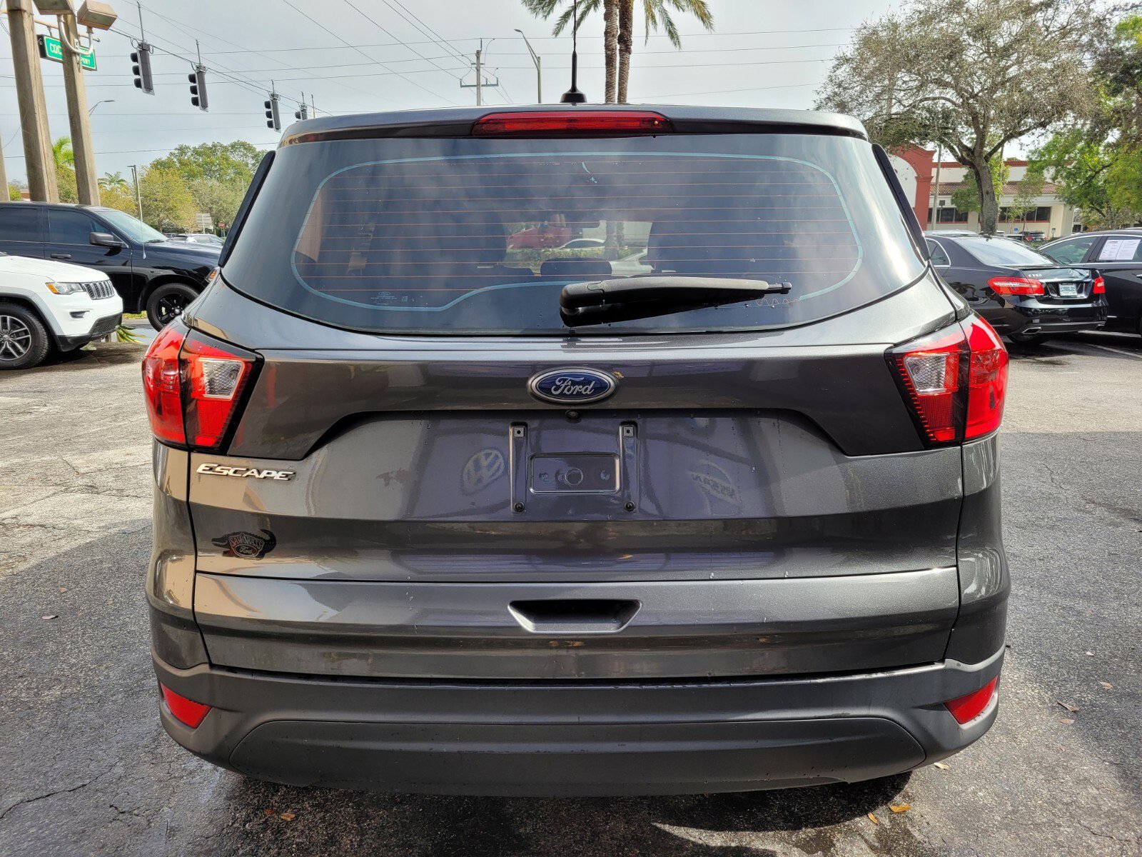 Used 2019 Ford Escape S image 10