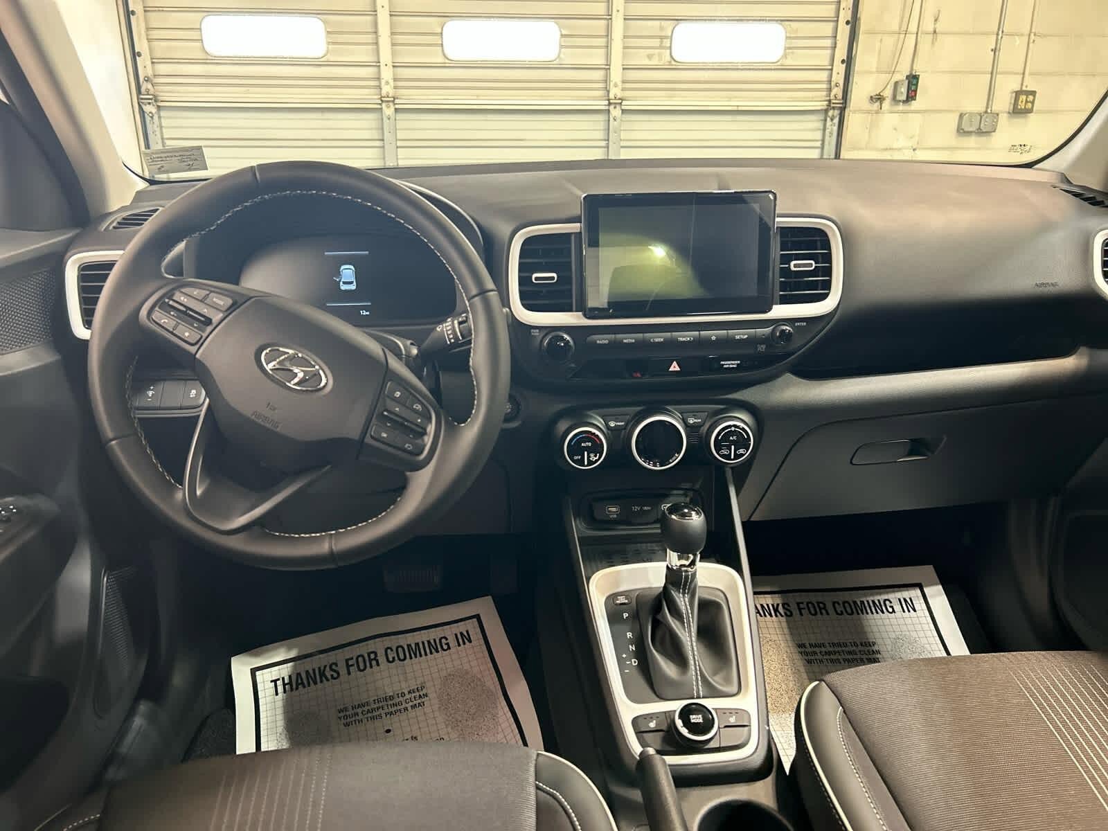 New 2026 Hyundai Venue SEL FWD image 4