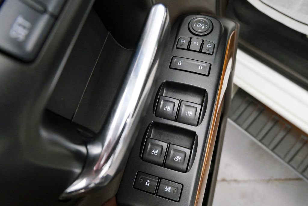 Used 2015 Chevrolet Silverado 3500 High Country w/ Duramax Plus Package image 14