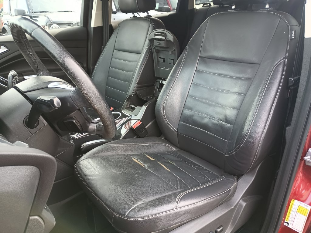 Used 2016 Ford Escape Titanium w/ Equipment Group 301A FWD image 23