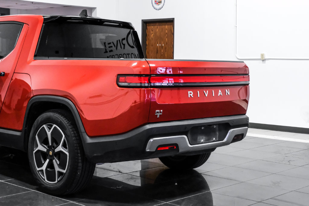 Used 2023 Rivian R1T Adventure Dual AWD/4WD image 18