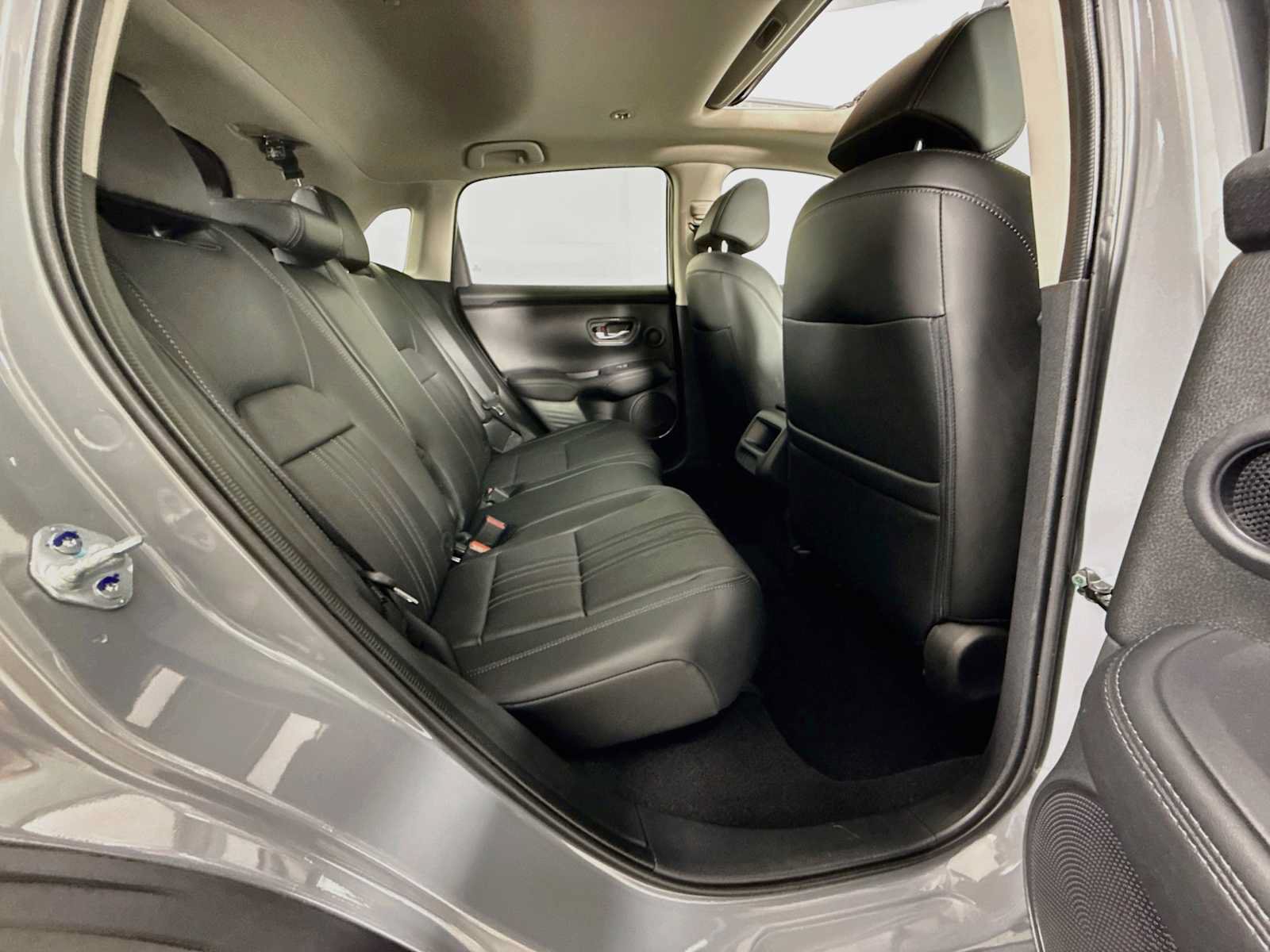 Used 2027 Honda HR-V EX-L image 25