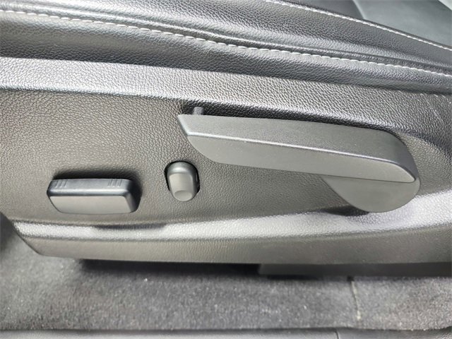 Used 2022 Chevrolet Colorado ZR2 image 20