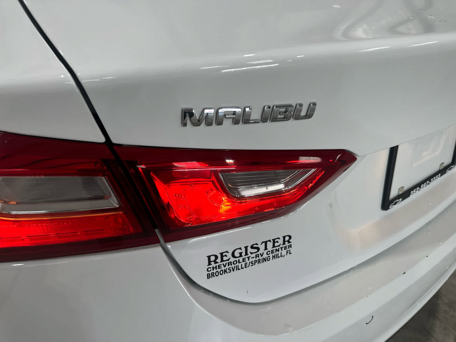 Used 2024 Chevrolet Malibu LT FWD image 11
