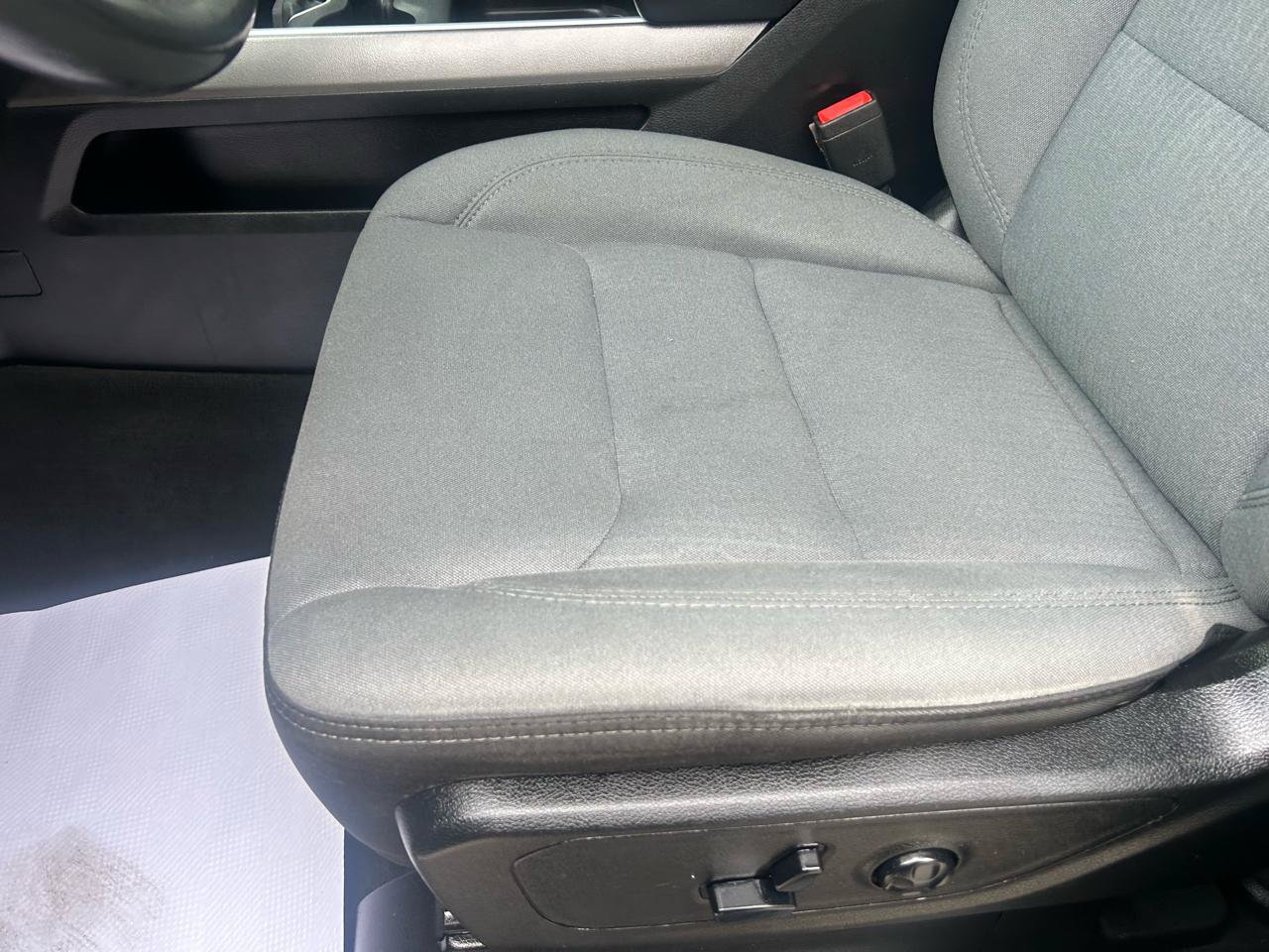 Used 2020 RAM 1500 Big Horn AWD/4WD image 15
