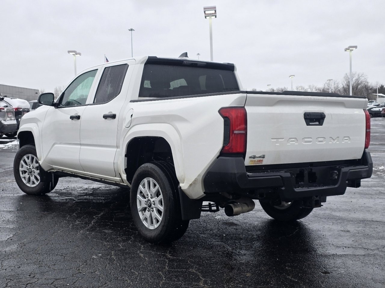 Used 2024 Toyota Tacoma SR image 5