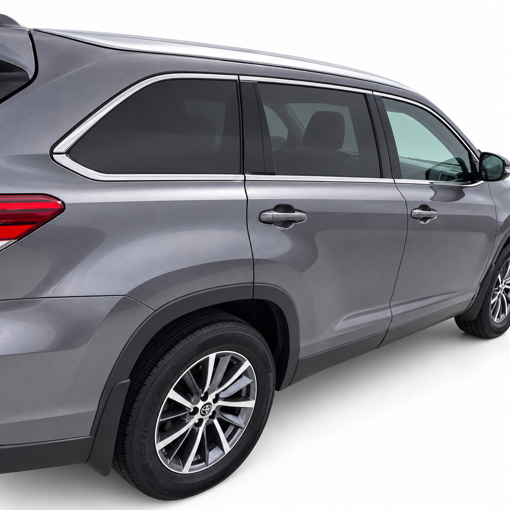 Used 2019 Toyota Highlander XLE AWD/4WD image 11