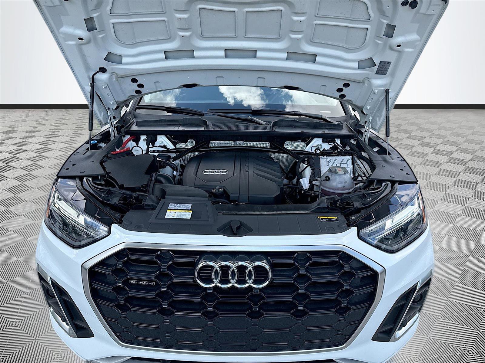 Certified 2023 Audi Q5 2.0T Premium w/ Convenience Package image 31
