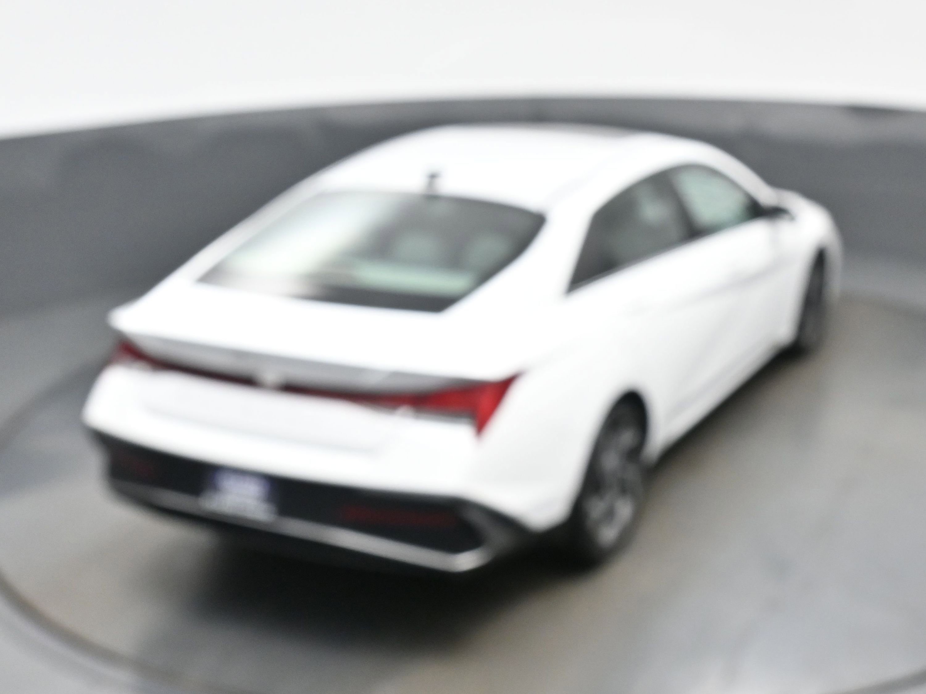 Certified 2025 Hyundai Elantra SEL FWD image 40