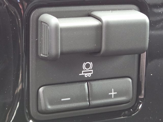 New 2026 Chevrolet Silverado 1500 LT w/ Convenience Package II AWD/4WD image 29
