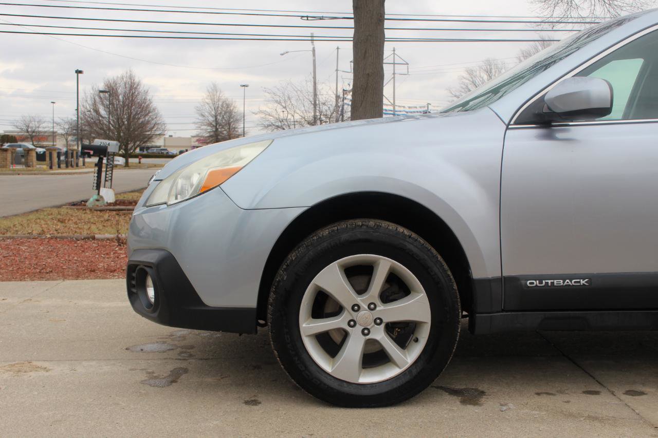 Used 2013 Subaru Outback 2.5i Premium w/ All-Weather Pkg AWD/4WD image 42