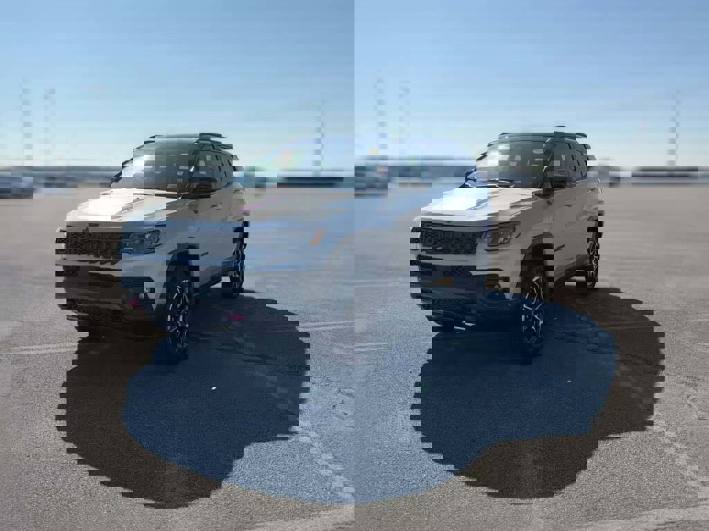 New 2026 Jeep Compass Trailhawk image 3