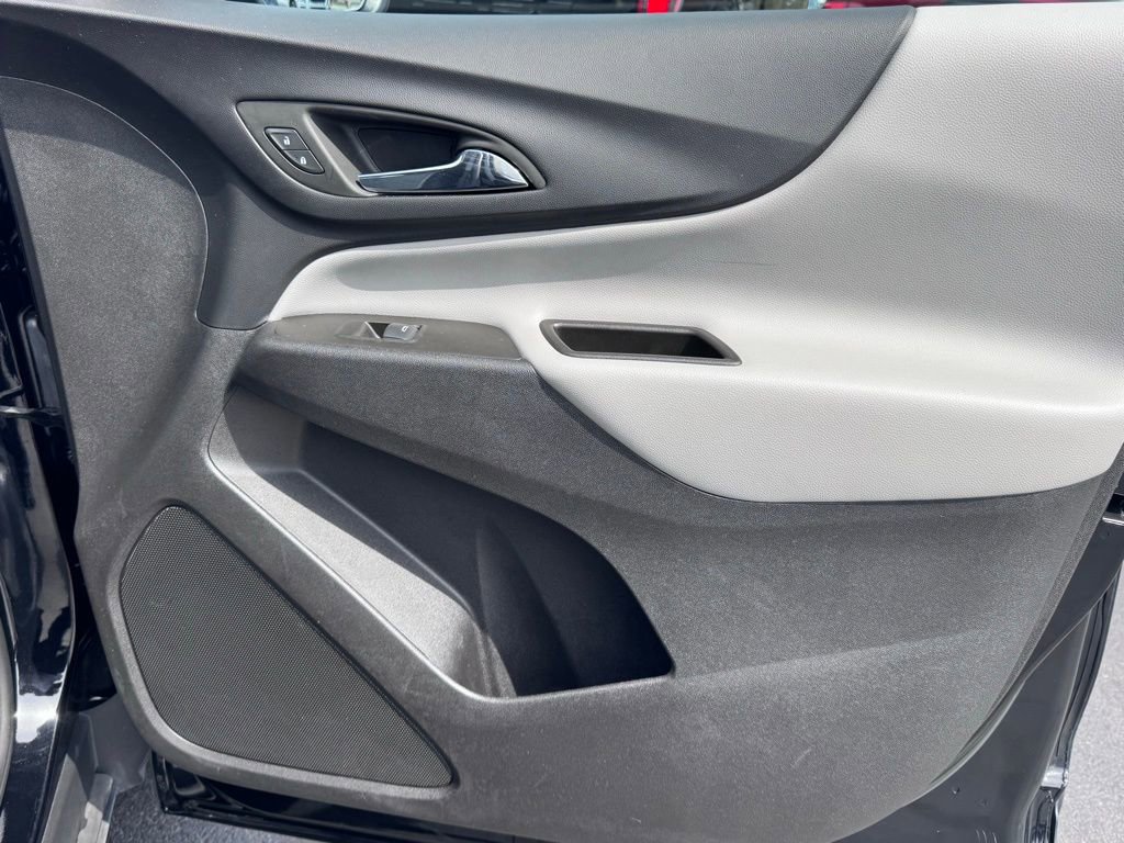 Used 2024 Chevrolet Equinox LS AWD/4WD image 24