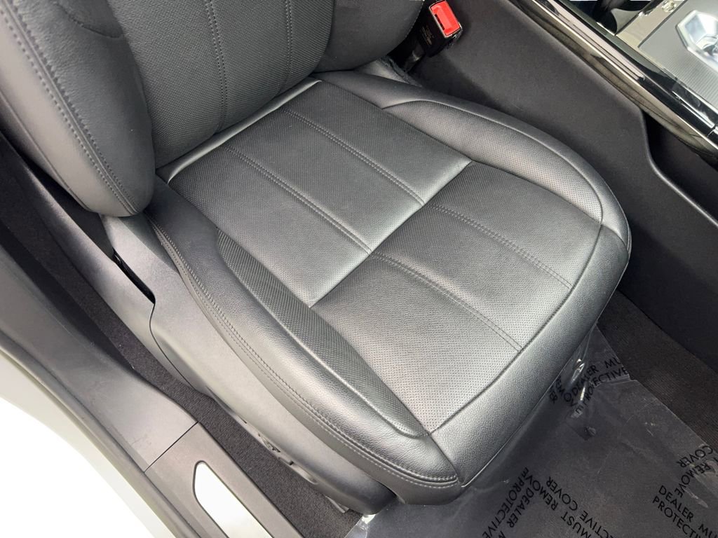 Used 2023 Land Rover Range Rover Evoque R-Dynamic S image 47