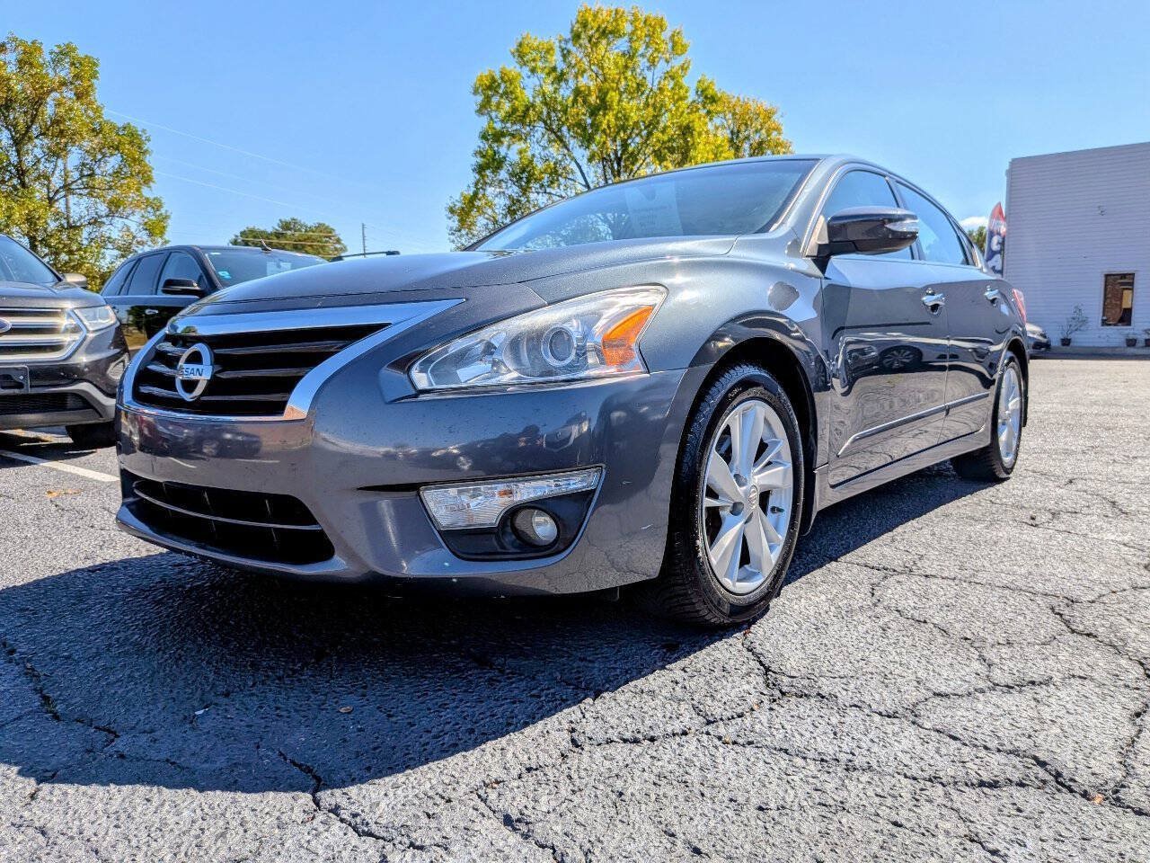 Used 2013 Nissan Altima 2.5 SL w/ Technology Pkg FWD image 5
