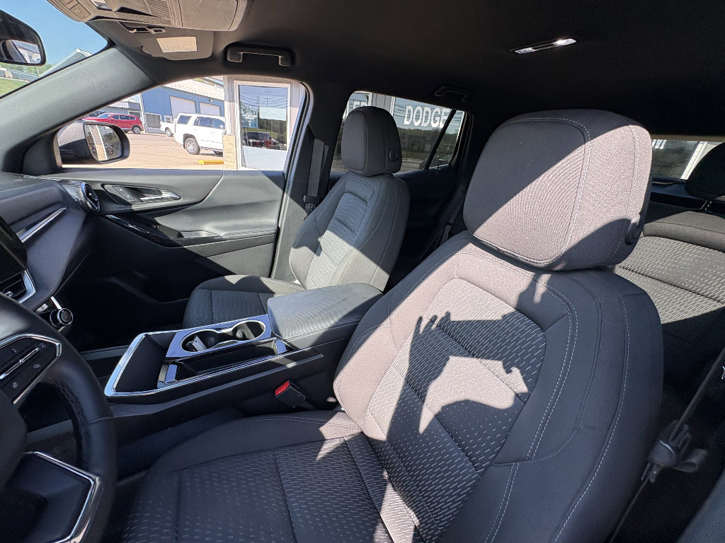 Used 2025 Chevrolet Equinox LT FWD image 31