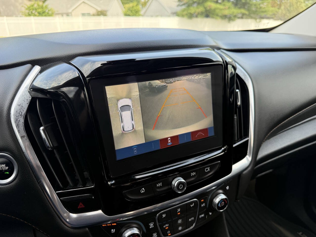 Used 2019 Chevrolet Traverse Premier w/ Redline Edition FWD image 22