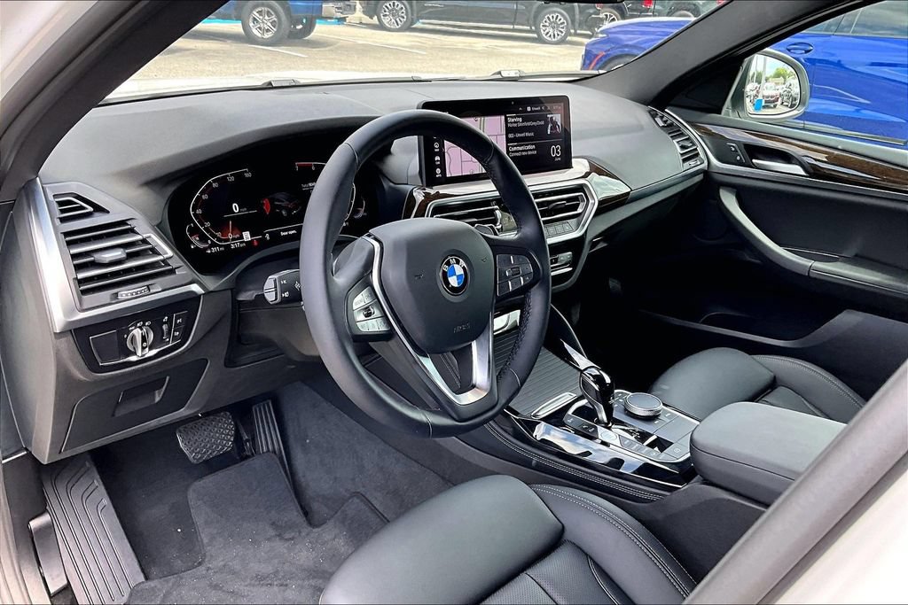 Certified 2025 BMW X4 xDrive30i w/ Convenience Package AWD/4WD image 13