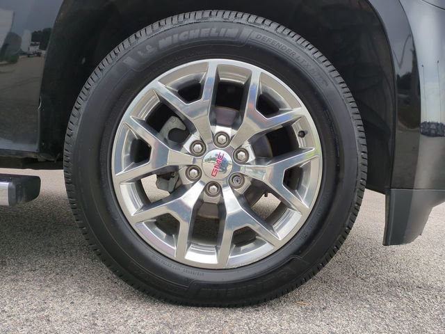 Used 2016 GMC Yukon XL SLT w/ Open Road Package AWD/4WD image 11