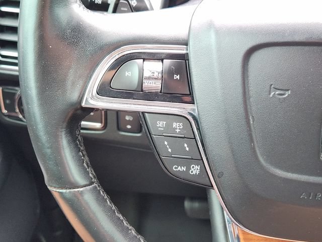 Used 2019 Lincoln Navigator Reserve AWD/4WD image 28