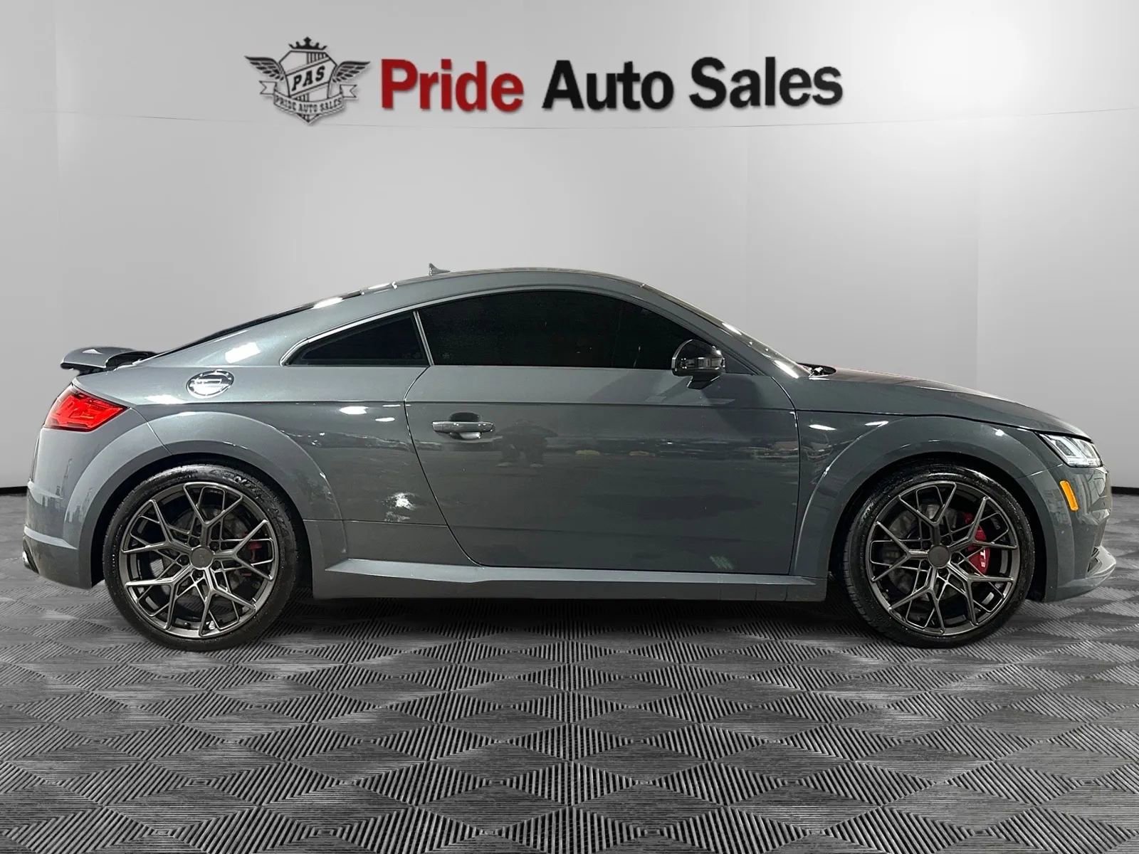 Used 2018 Audi TTS 2.0T Coupe image 11