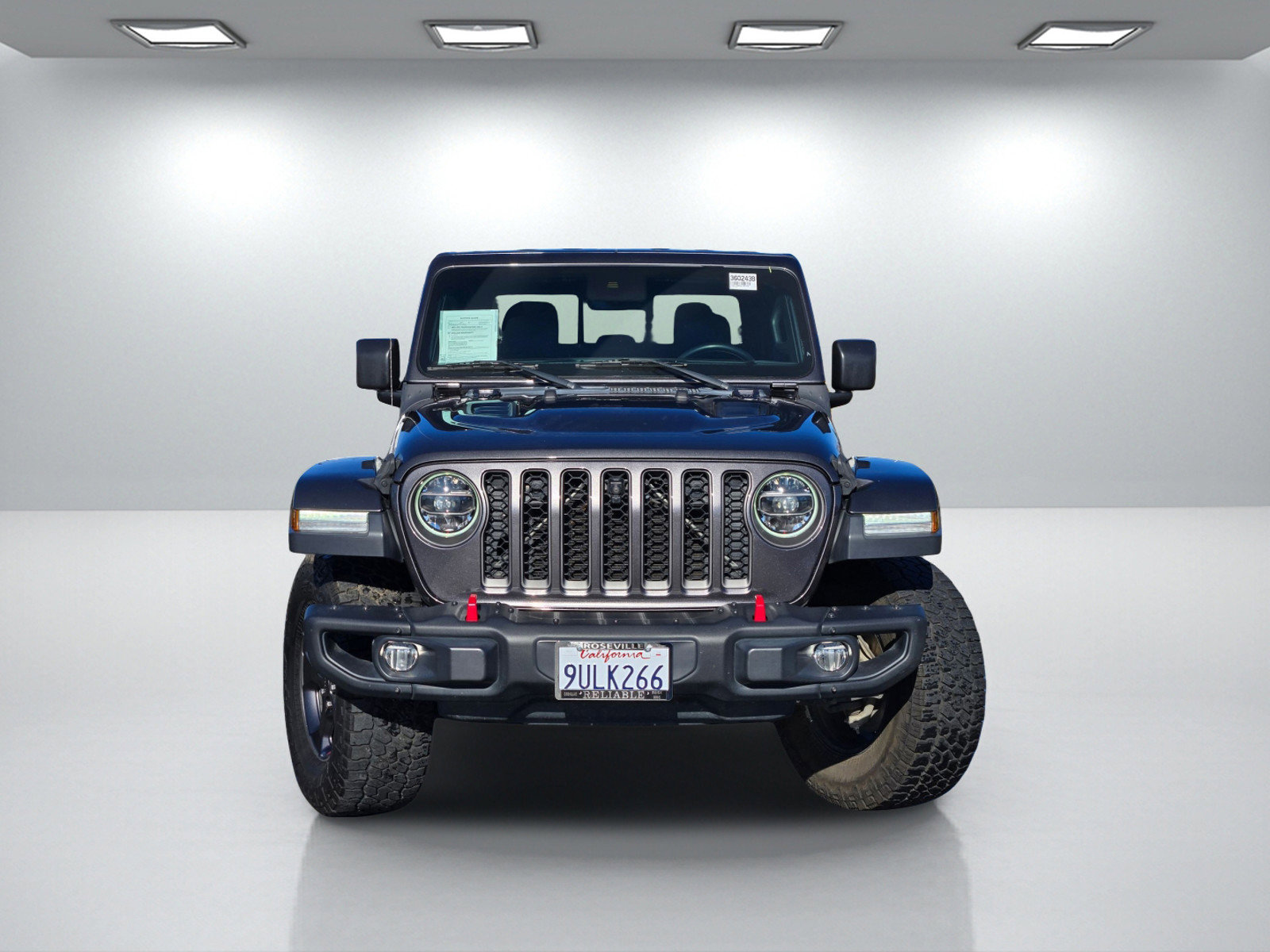 Used 2020 Jeep Gladiator Rubicon image 2