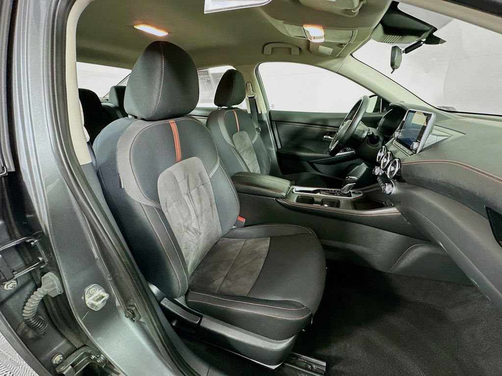 Used 2022 Nissan Sentra SR w/ Trunk Package image 34