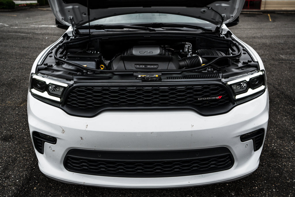 Used 2022 Dodge Durango R/T w/ Tow 'N Go Group AWD/4WD image 42