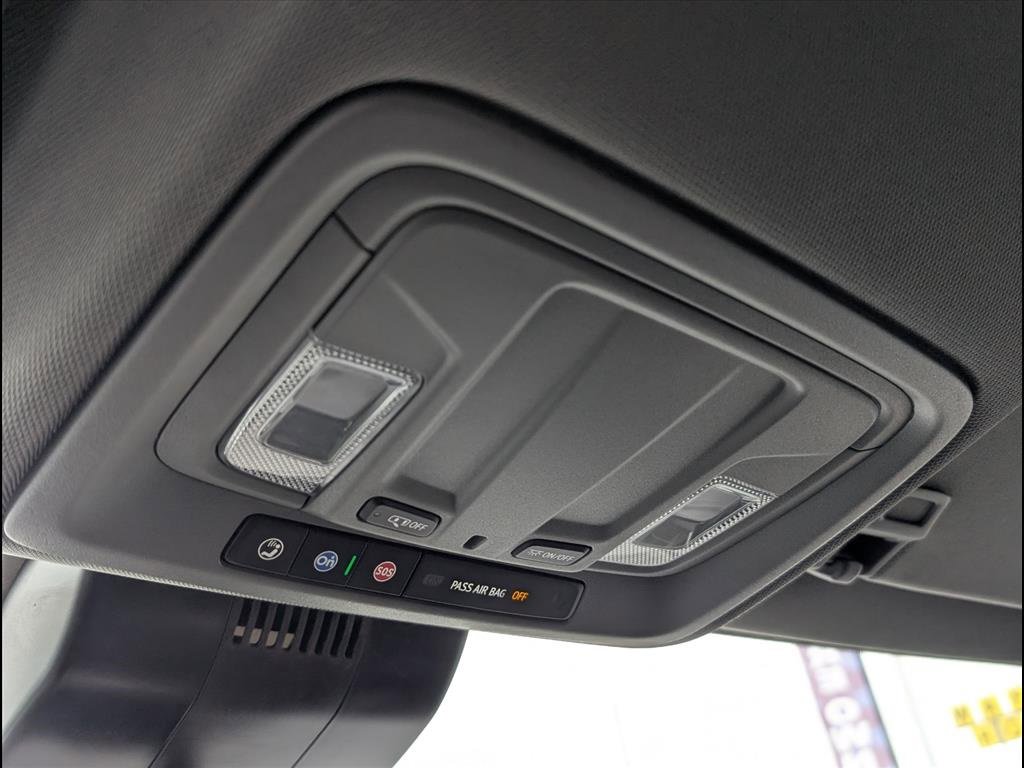 Used 2024 Chevrolet Silverado 2500 LT image 19