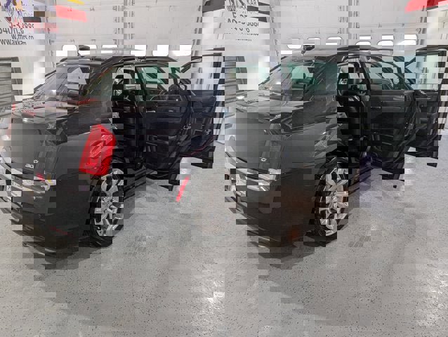 Used 2017 Chrysler 300 C w/ Safetytec Plus Group image 15