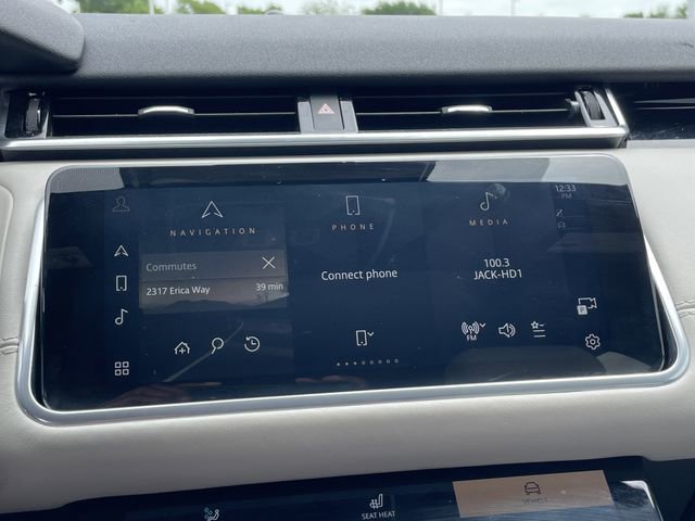 Used 2022 Land Rover Range Rover Velar R-Dynamic S image 16