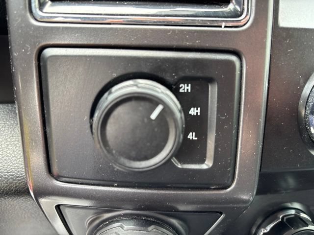 Used 2020 Ford F150 XLT w/ Equipment Group 302A Luxury AWD/4WD image 29