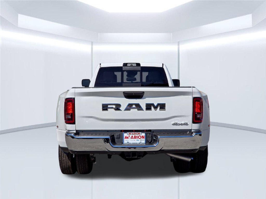 New 2026 RAM 3500 Tradesman AWD/4WD image 17
