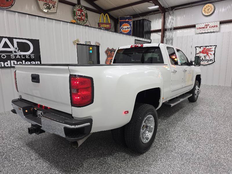 Used 2015 Chevrolet Silverado 3500 LTZ w/ LTZ Plus Package AWD/4WD image 7