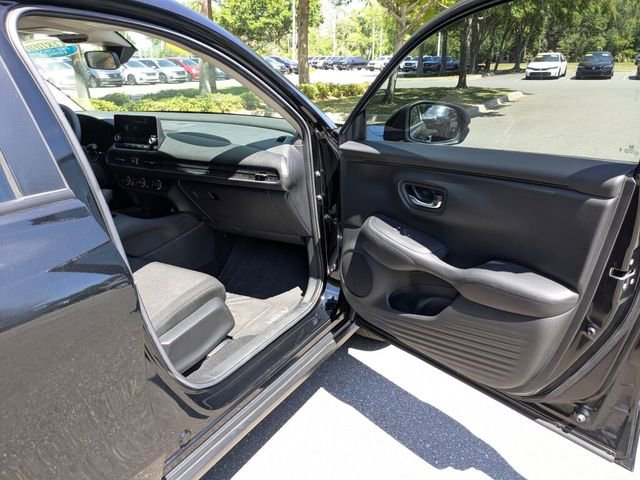 Certified 2024 Honda HR-V LX image 38