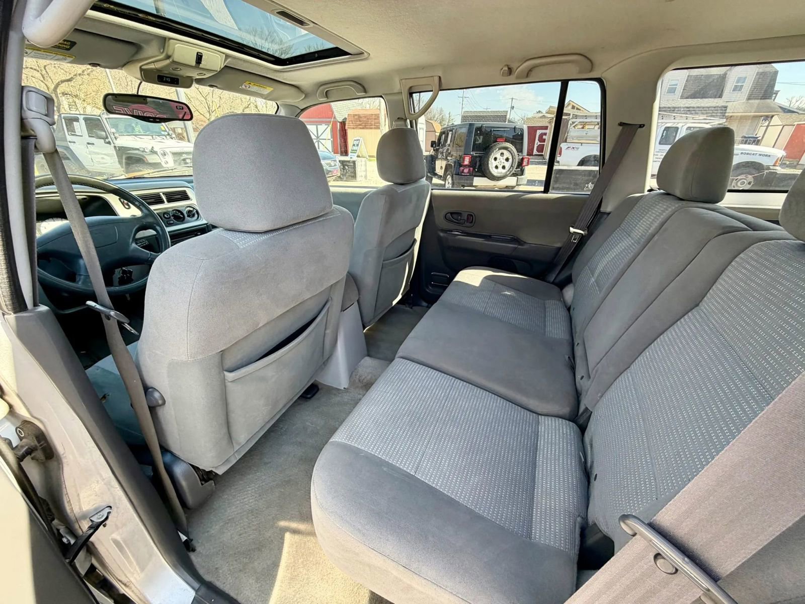 Used 2002 Mitsubishi Montero Sport XLS image 11