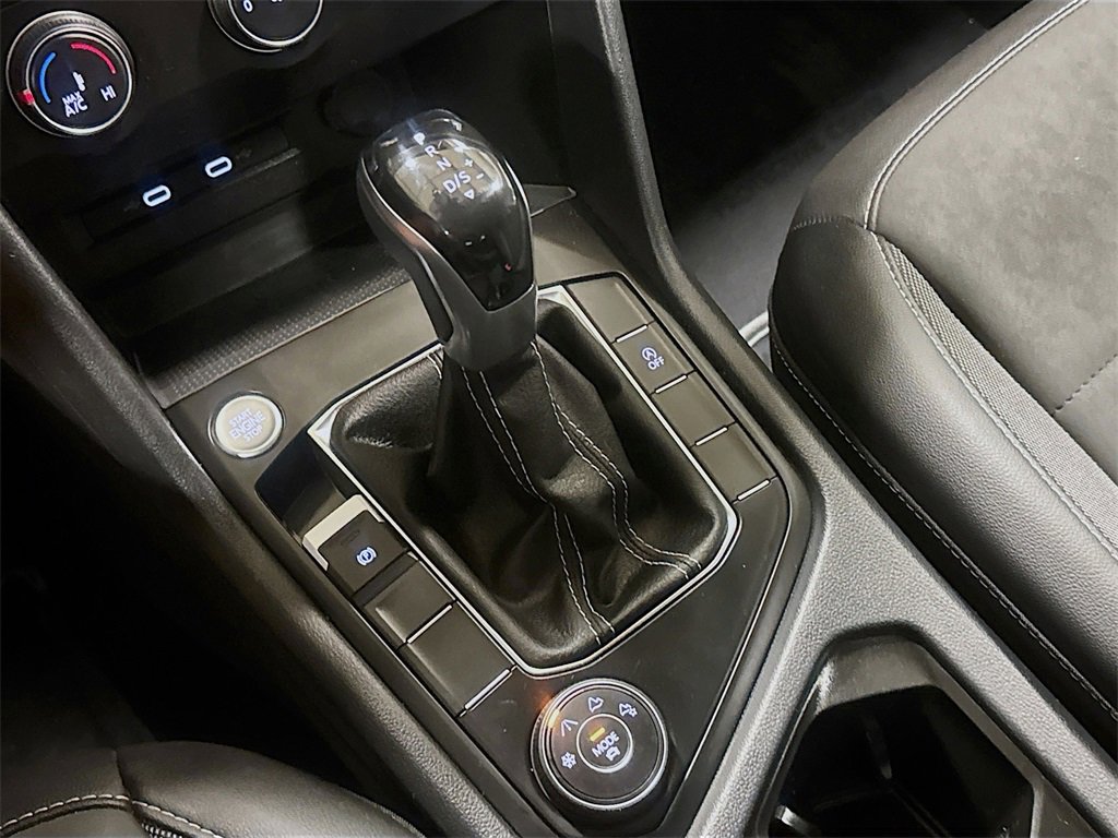 Used 2022 Volkswagen Taos SE image 16