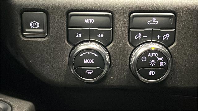 Used 2024 GMC Sierra 1500 Elevation w/ LPO, Elevation Black Package image 40
