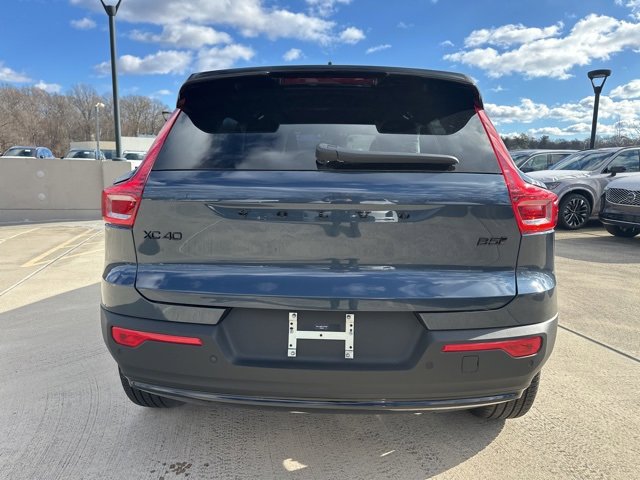 New 2026 Volvo XC40 B5 Ultra w/ Protection Package Premier image 6