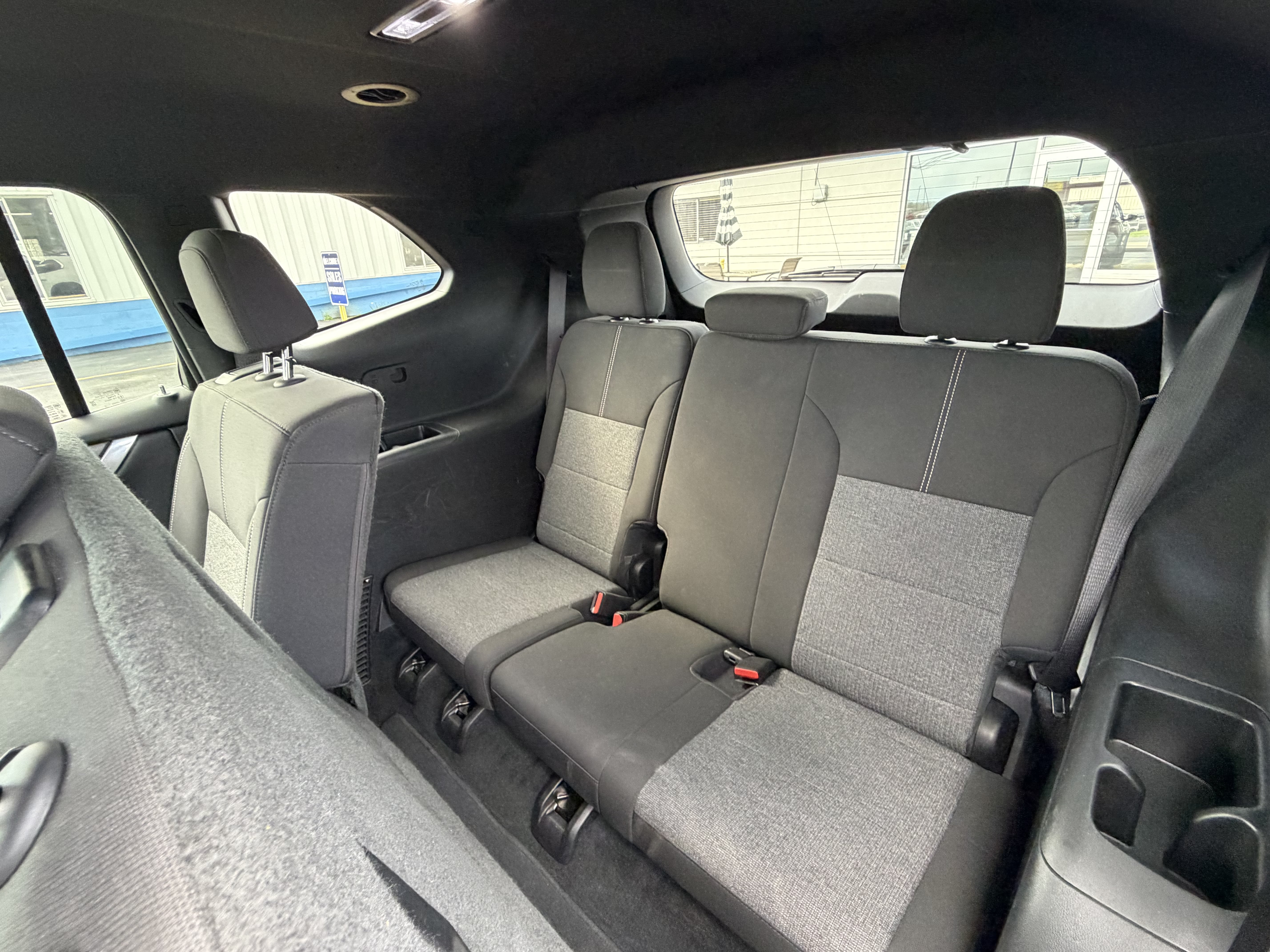 Used 2025 GMC Acadia Elevation FWD image 12