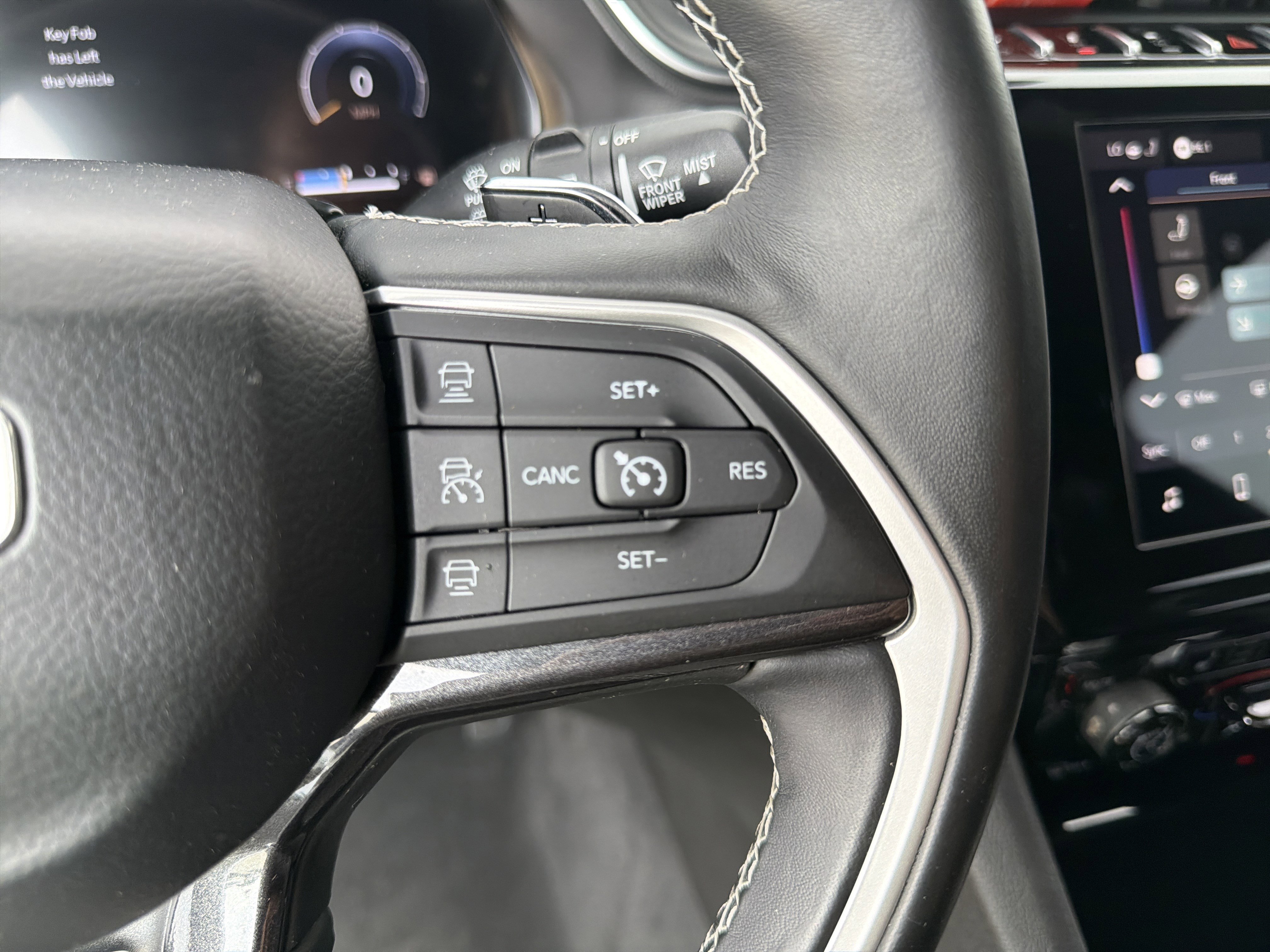 Used 2021 Jeep Grand Cherokee L Laredo RWD image 31