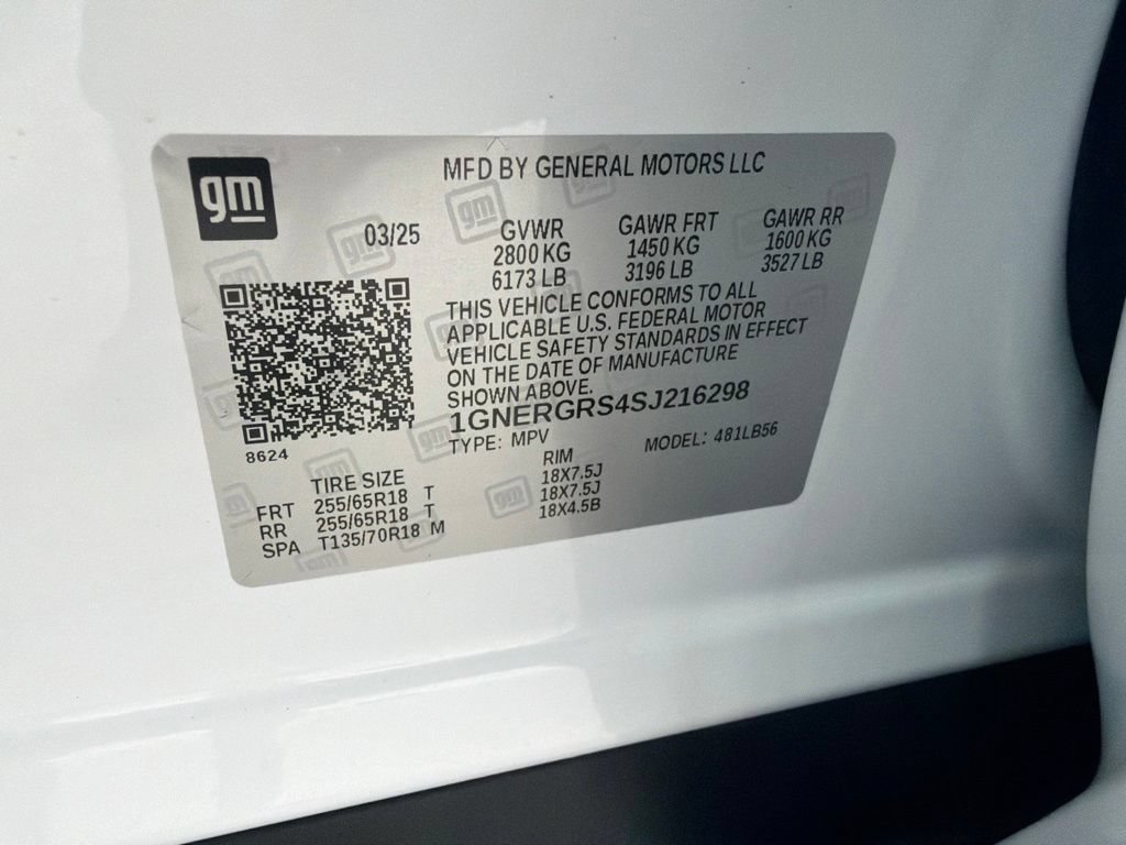 Used 2025 Chevrolet Traverse LT w/ LPO, Floor Liner Package FWD image 31