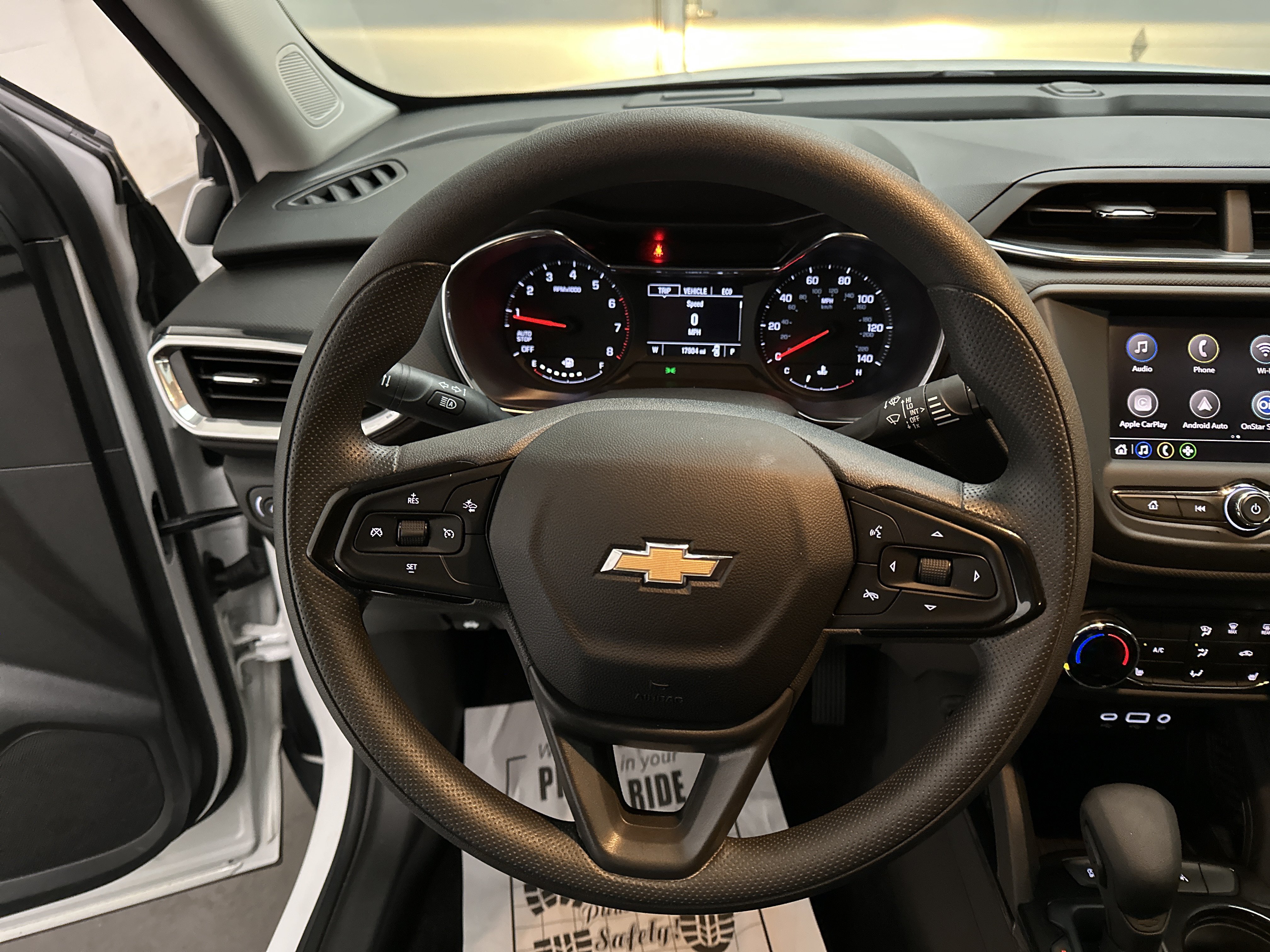 Used 2023 Chevrolet TrailBlazer LT FWD image 23