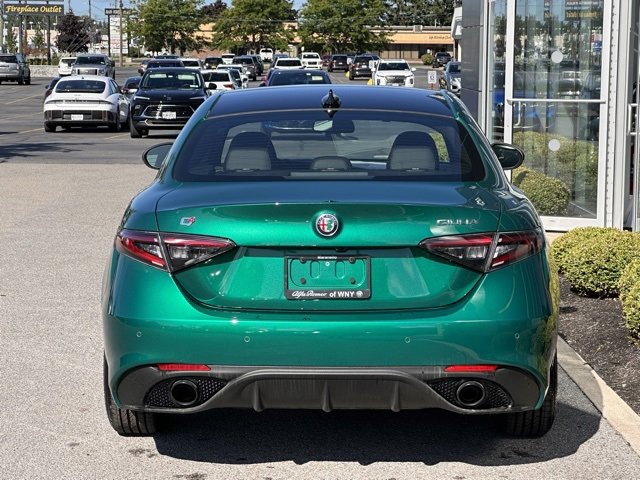 New 2025 Alfa Romeo Giulia AWD w/ Driving Assist Package image 5