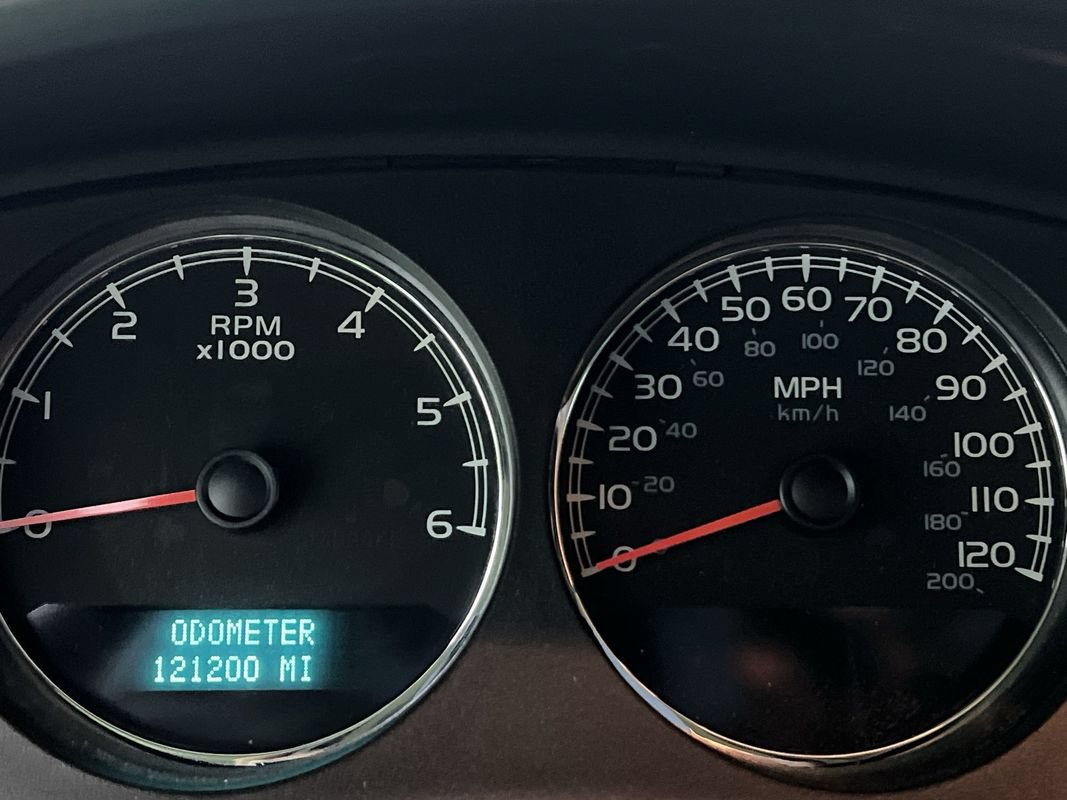 Used 2013 GMC Yukon XL SLT AWD/4WD image 16