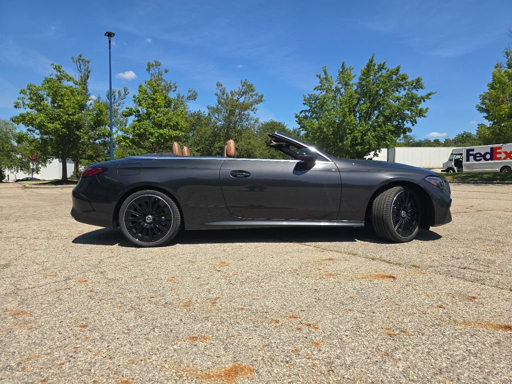 New 2027 Mercedes-Benz CLE 300 4MATIC Cabriolet image 18