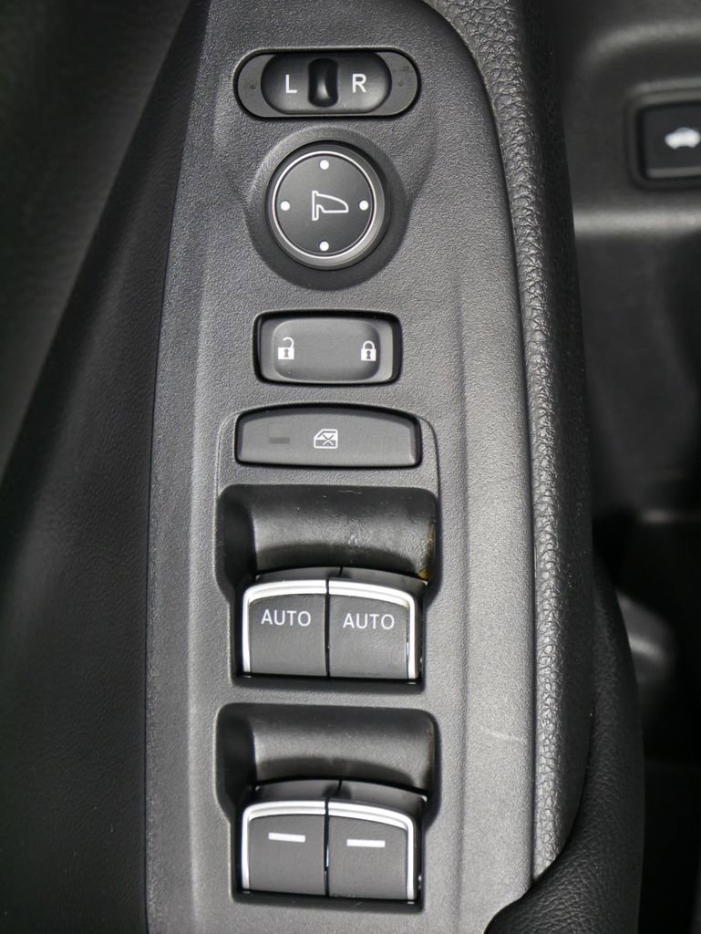 Used 2022 Honda Accord Sport image 22